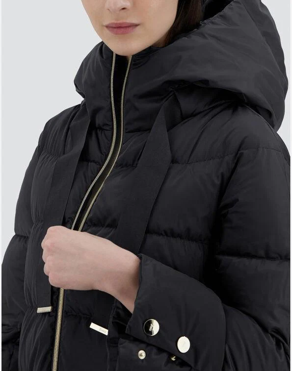 A-shape in satin - immagine 5